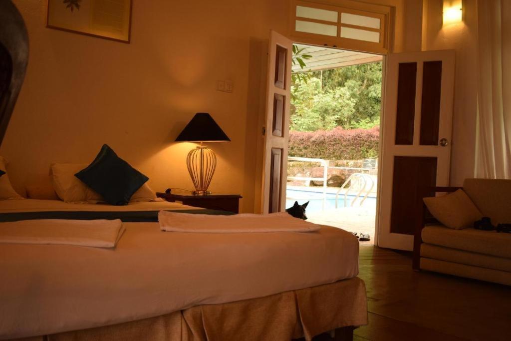 Forest Edge Hotel Ginigathena Екстериор снимка